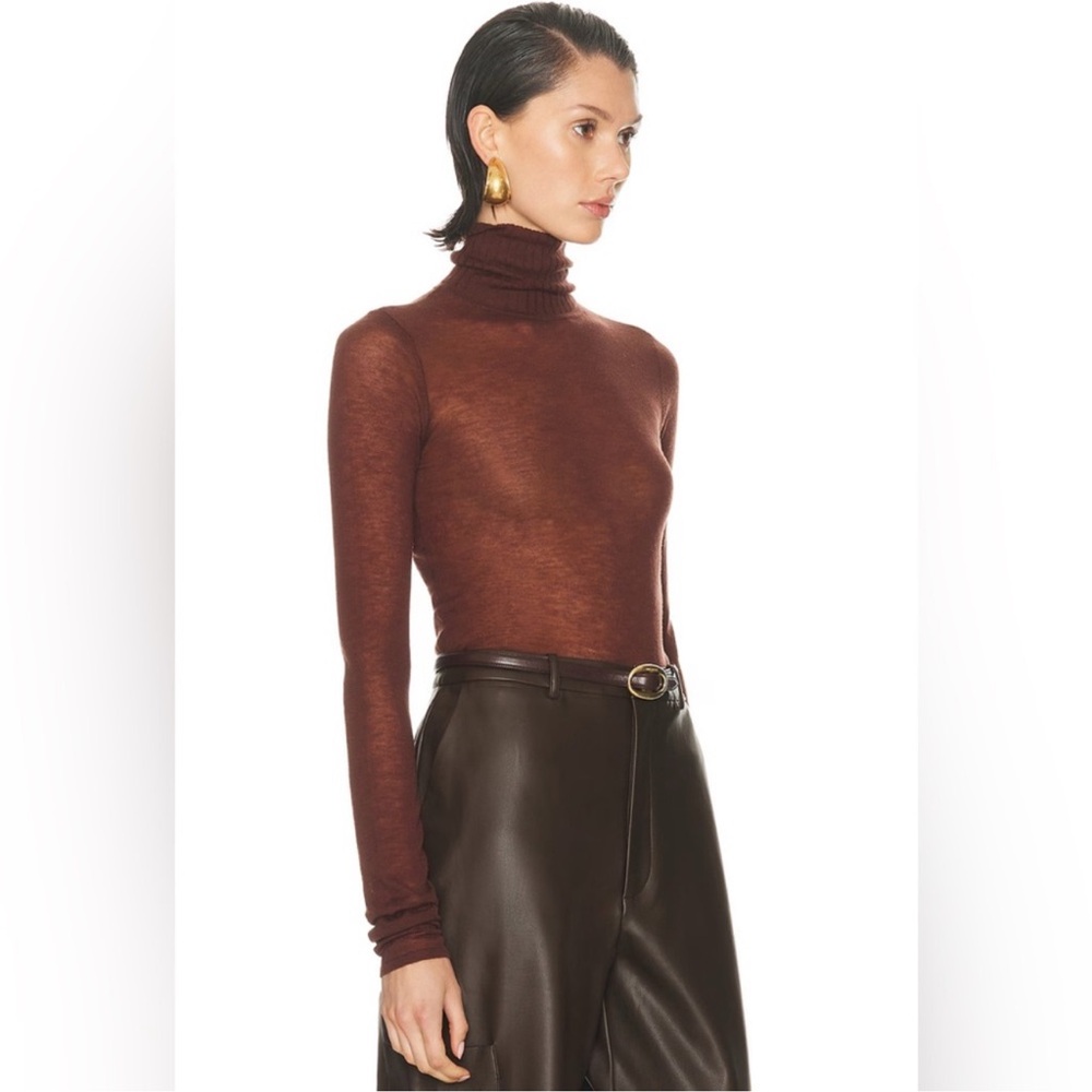Victoria Beckham
Victoria Beckham Chestnut Melange
Polo Neck Silk 
$359 $710